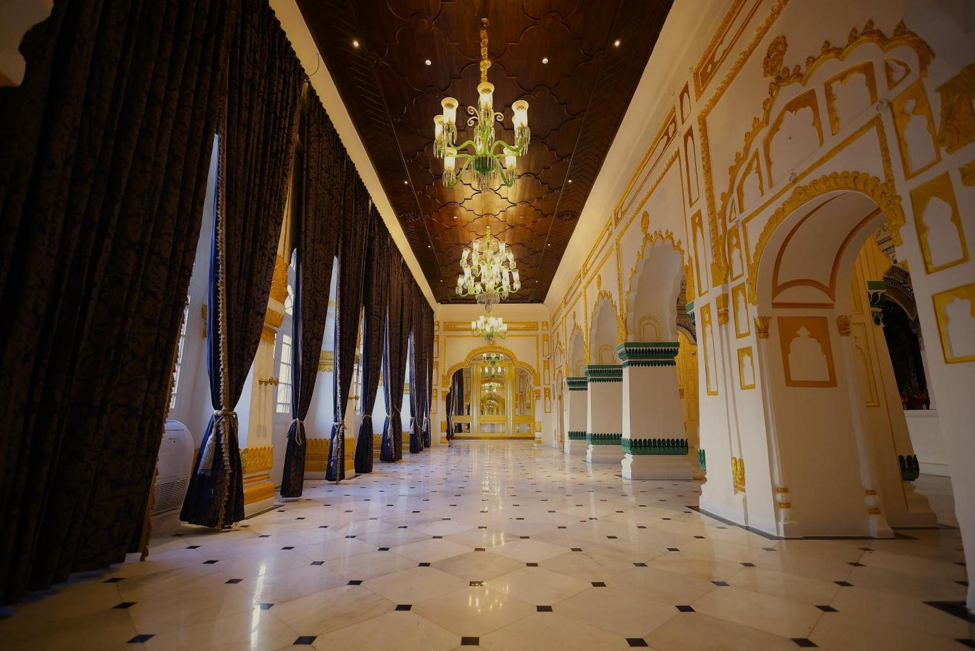 Ran Baas The Palace Патіала Екстер'єр фото